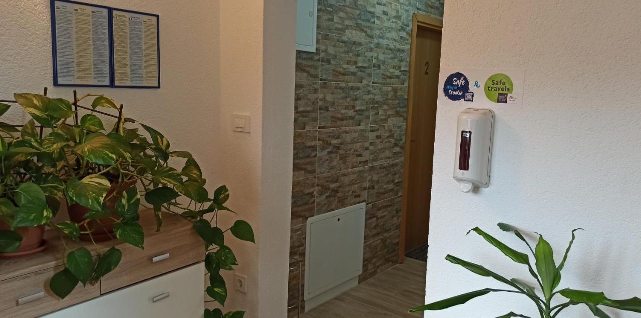 Studio Apartments Una Korenica Exterior photo