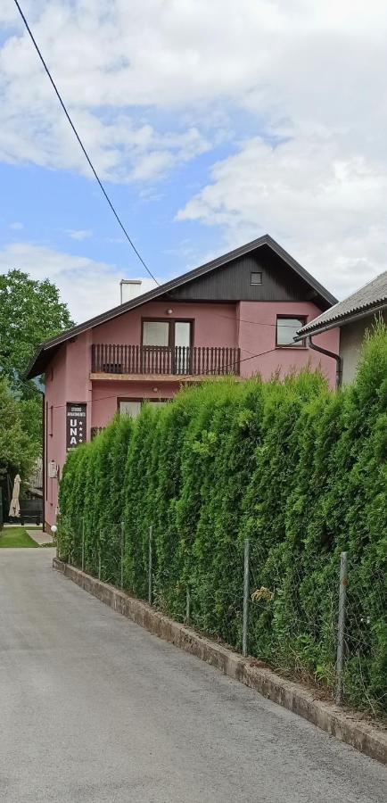Studio Apartments Una Korenica Exterior photo